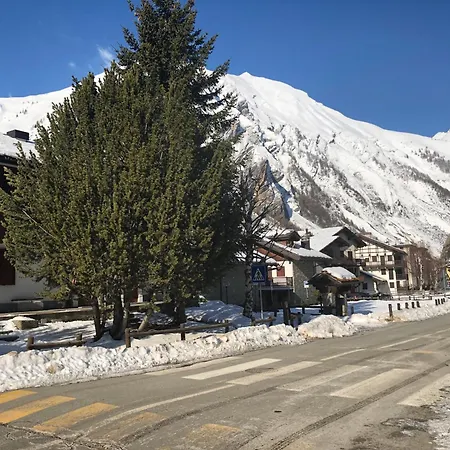 House Edelweiss By World *