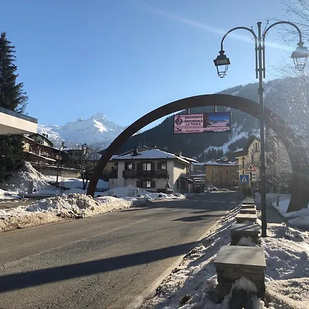 House Edelweiss By World Prázdninový dům La Thuile